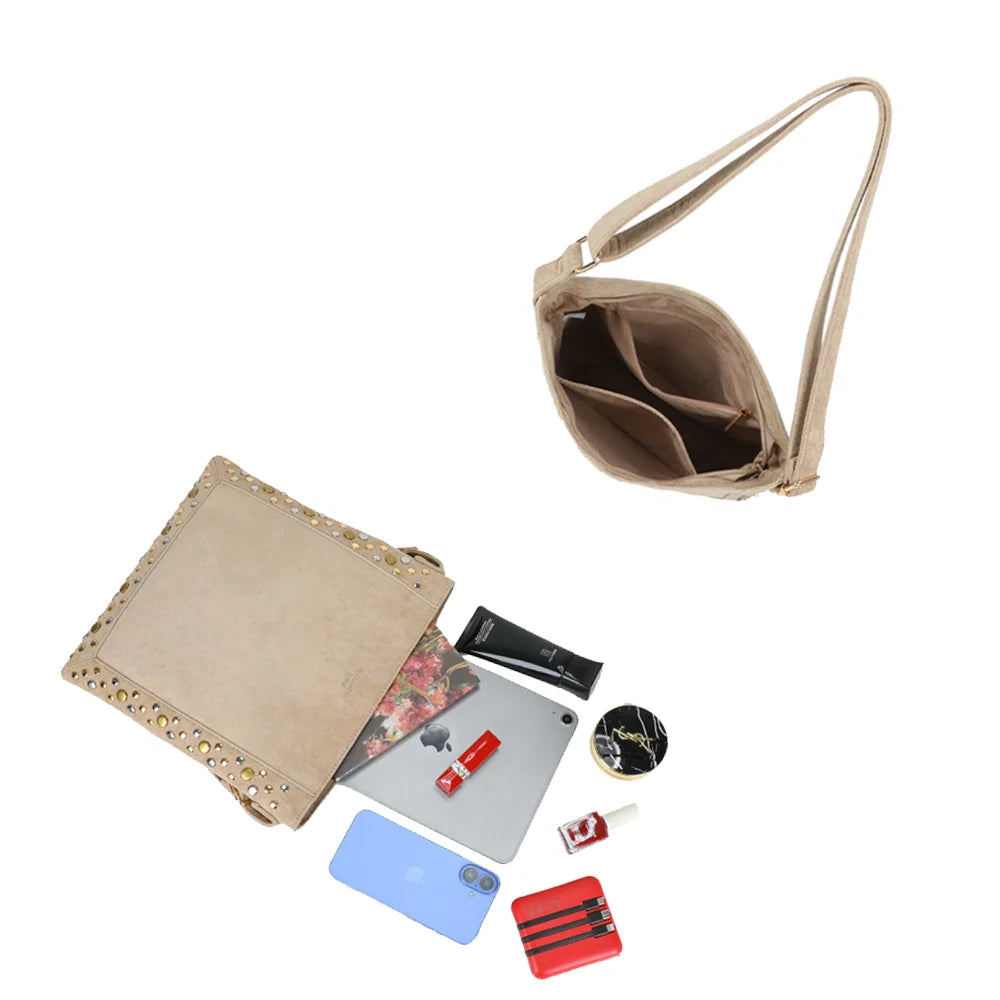 Intérieur doublé du Velia taupe avec compartiments pour téléphone, maquillage et petits essentiels – réf. JC-53004