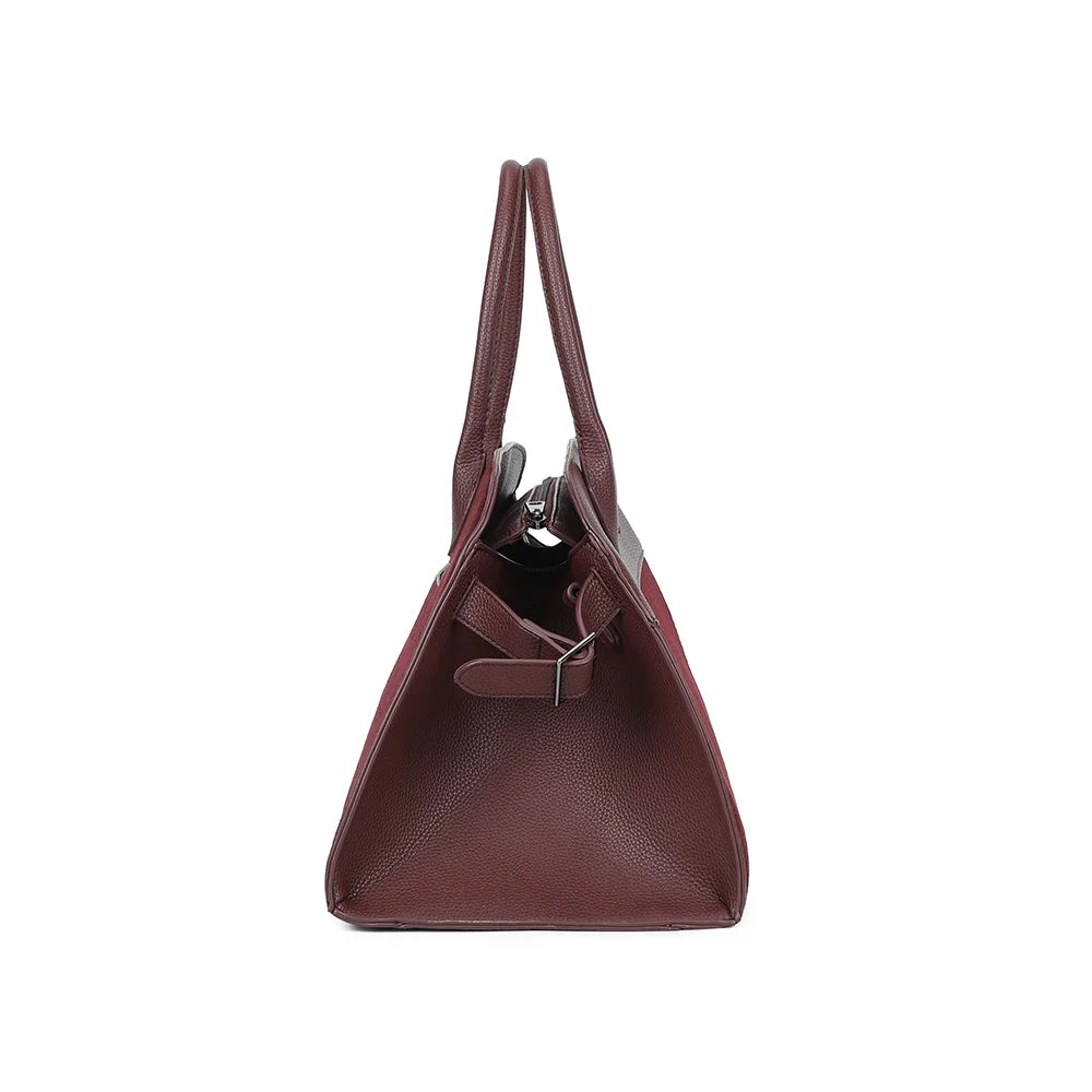 Profil du Velna bordeaux : 22 cm de profondeur et patte à boucle sur le côté – réf. M-9444