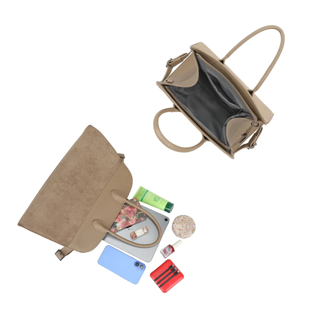 Intérieur spacieux du Velna taupe foncé : tablette, téléphone et essentiels beauté y trouvent leur place – réf. M-9444