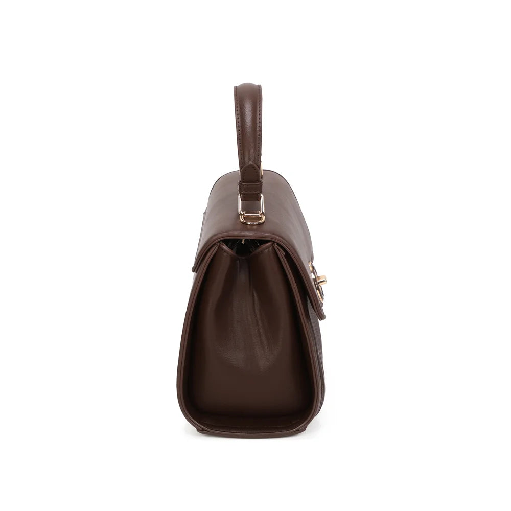 Profil du sac Véra café : soufflet latéral lisse et silhouette compacte bien structurée – réf. R-1969-1