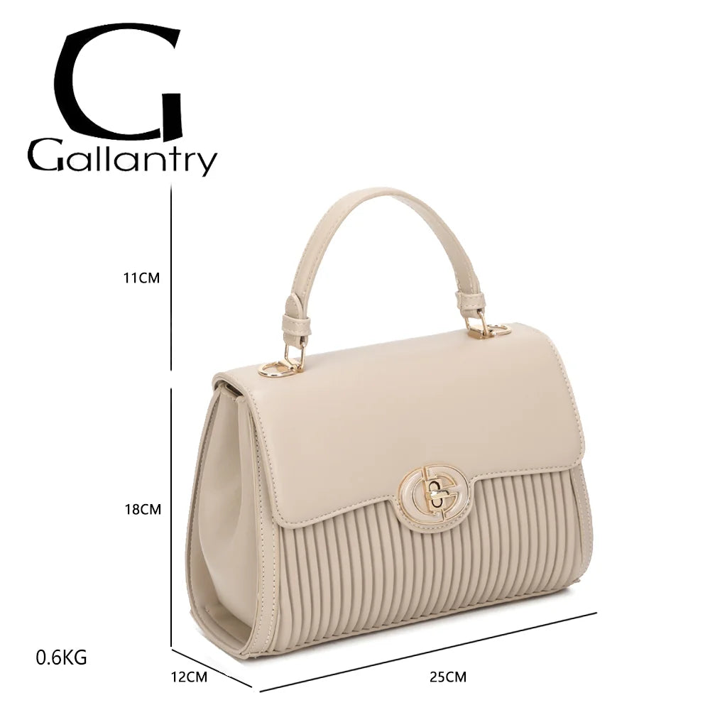 Dimensions du sac Véra taupe : 25 × 12 × 18 cm, poignée de 11 cm, poids 0,6 kg – réf. R-1969-1