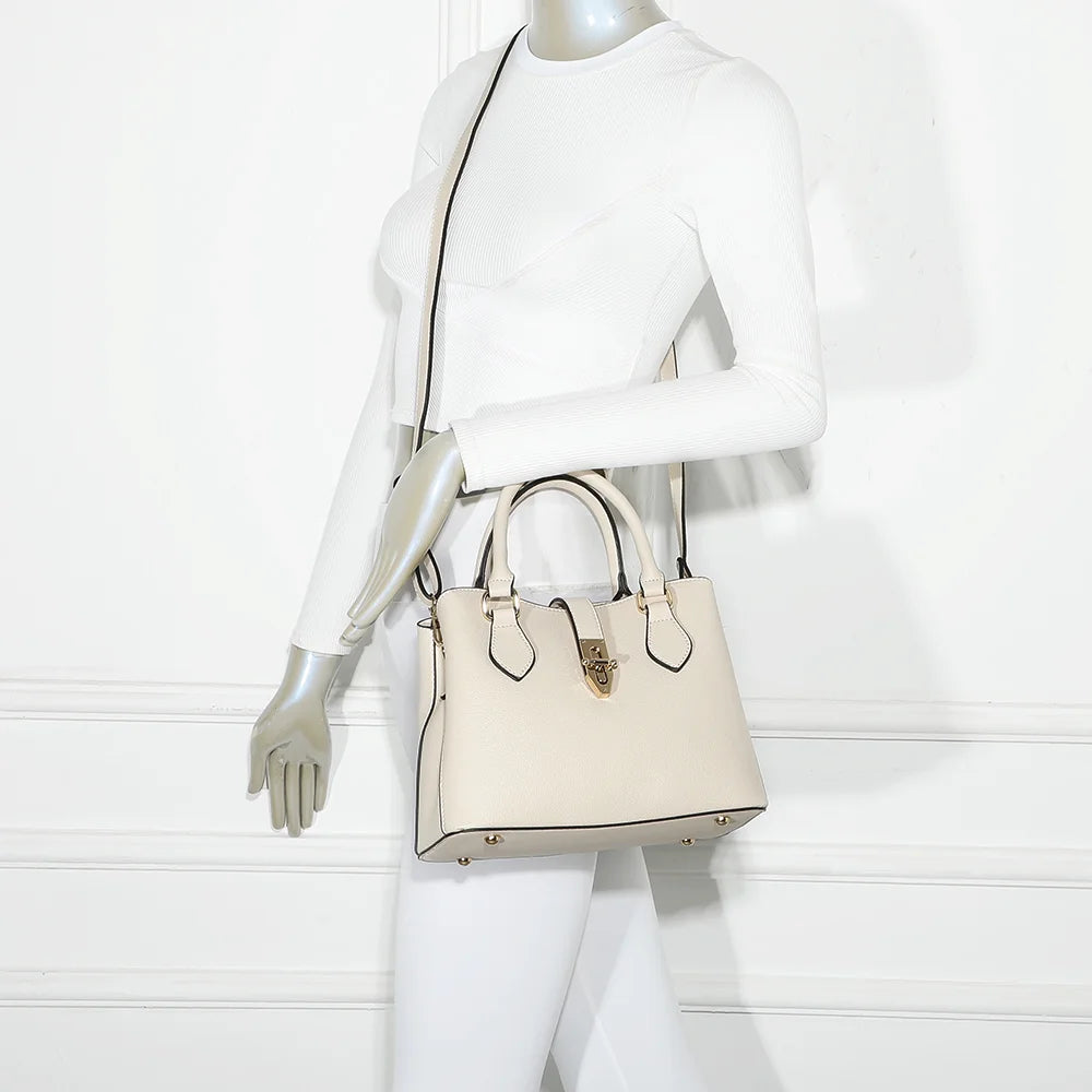 Sac à main femme Vérita beige porté à la main ou en bandoulière grâce à sa sangle amovible – réf. DQ-8663
